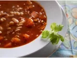 Recette Soupe aux haricots, légumes, ail et lard fumé