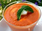 Recette Soupe froide tomates - poivrons à la mozzarella