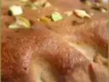 Recette Gâteau à la farine de châtaigne, aux abricots et aux pistaches
