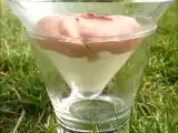 Recette Duo de mousses au chocolat, blanc / sésame & noir / tonka