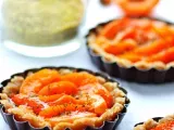 Recette Tartelettes aux abricots, thym & pistache