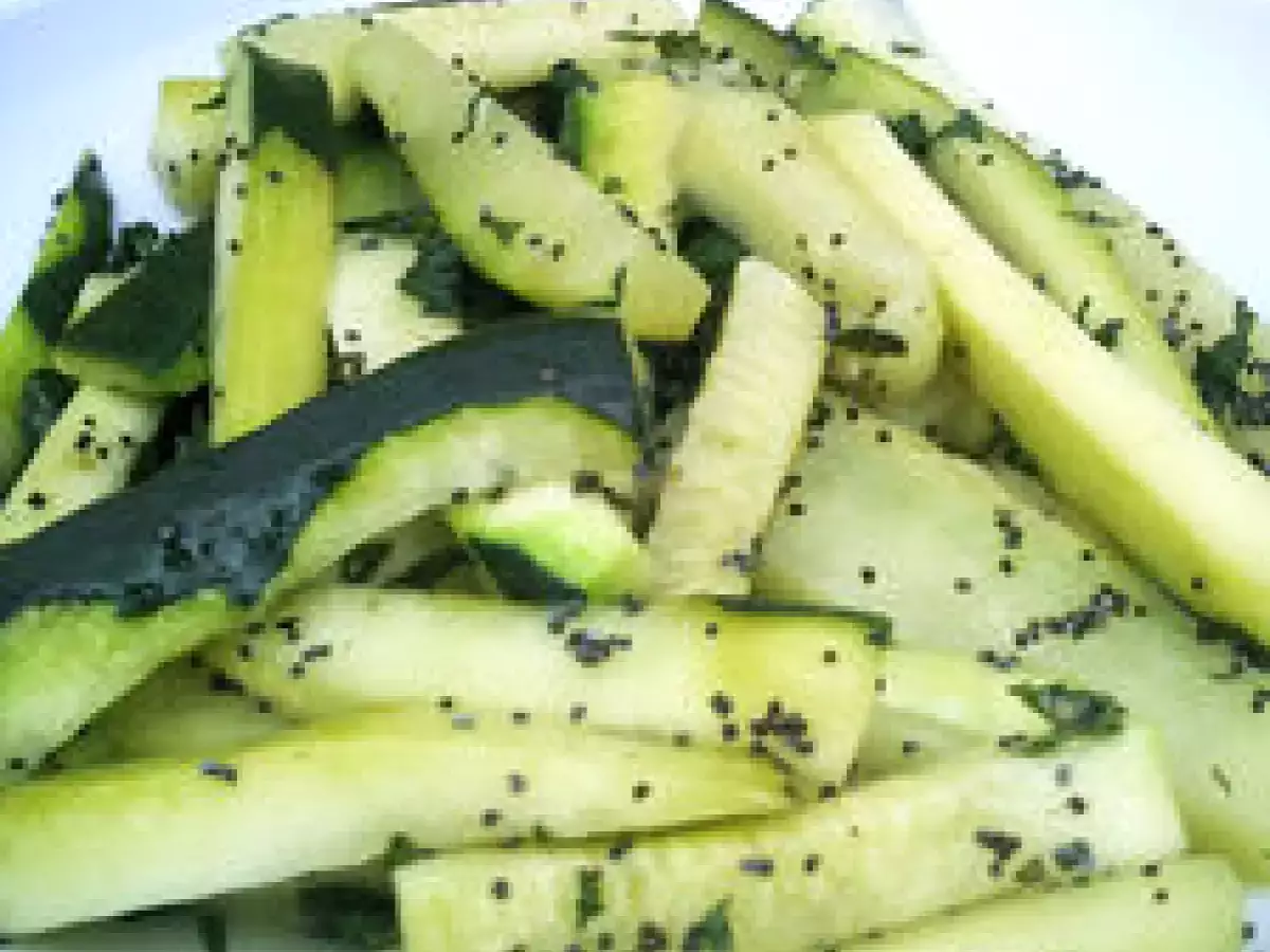 Recette Emincé de courgettes à la menthe et au pavot