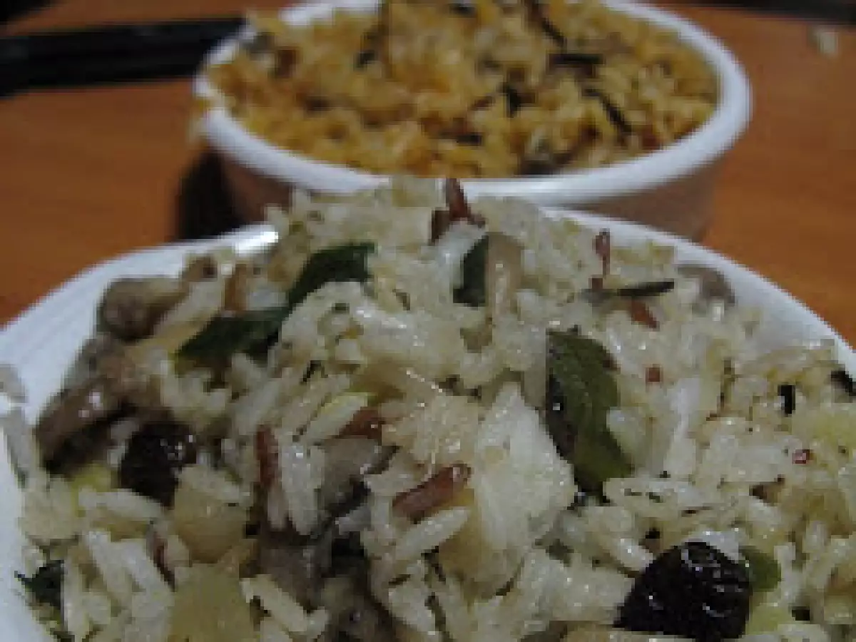 Recette Poêlée de riz au poireau, raisins secs et champignons