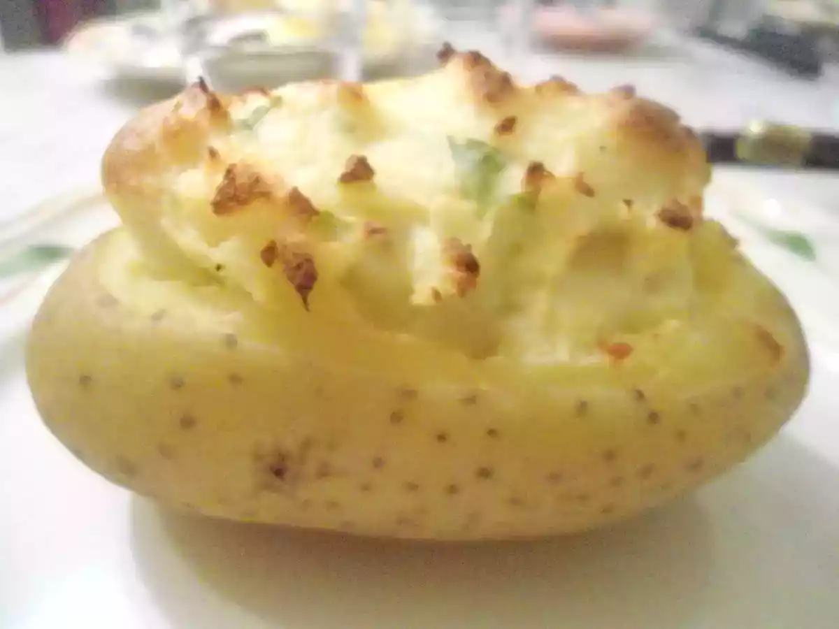 Recette Pommes de terre en robe des champs au fromage