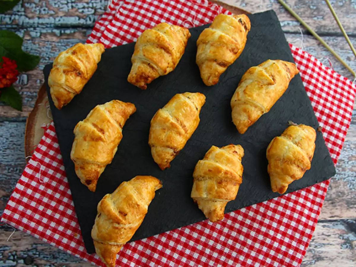 Recette Croissants feuilletés jambon / fromage frais