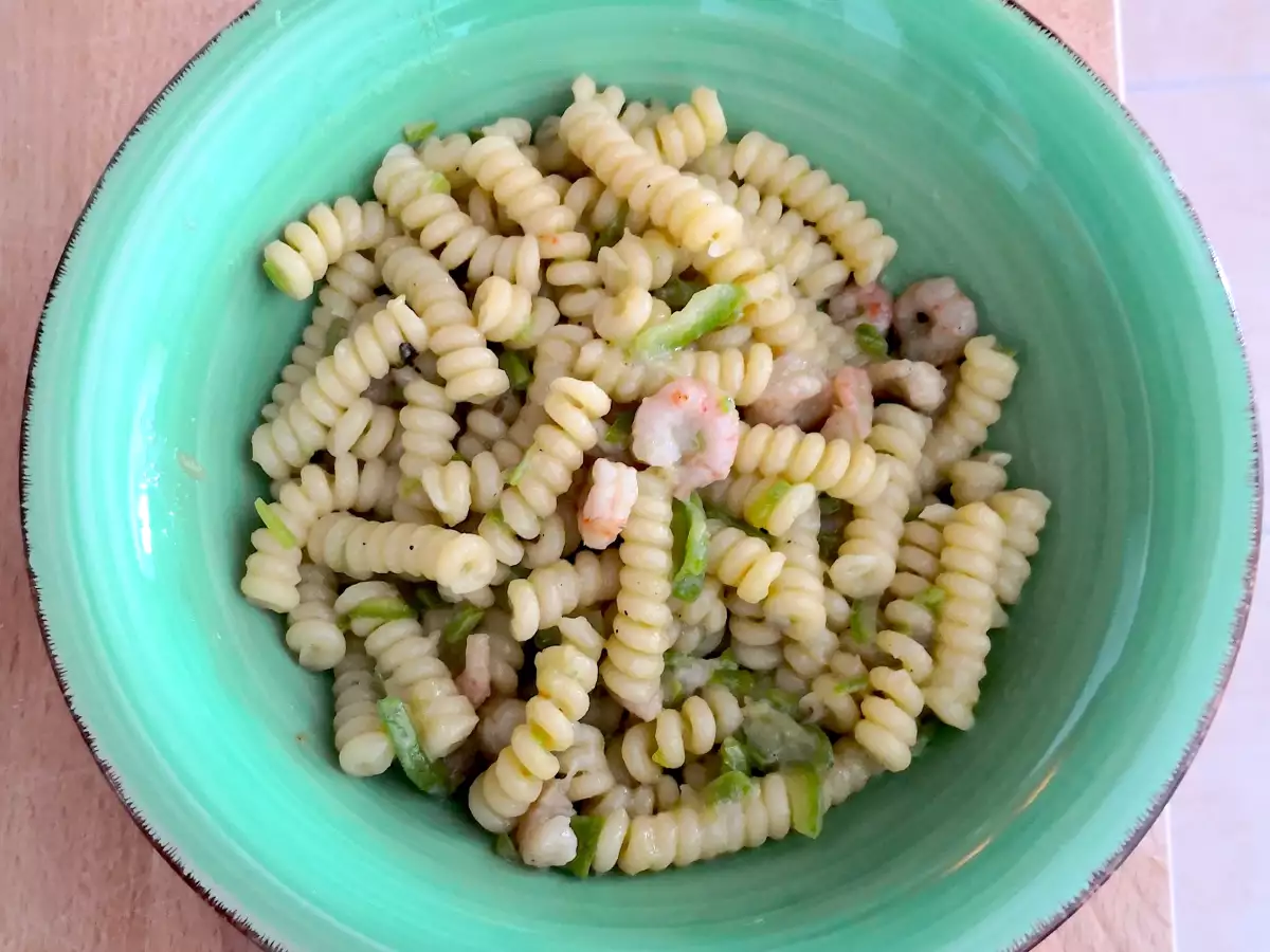 Recette Pâtes aux courgettes, crevettes et gingembre