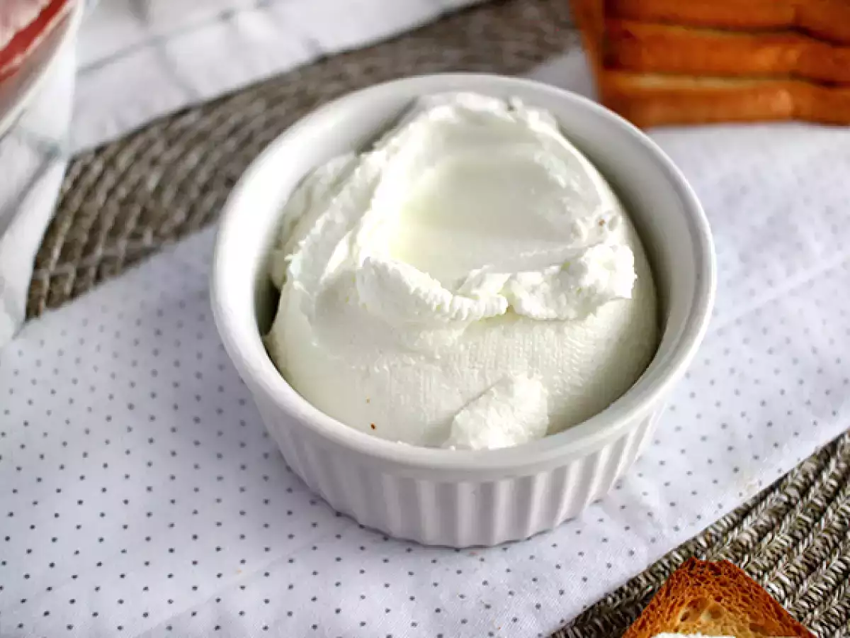 Recette Fromage frais maison type philadelphia- 2 ingrédients
