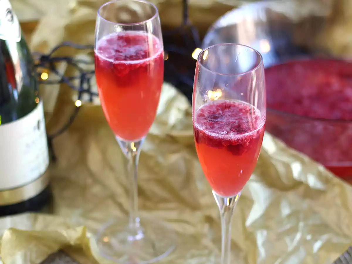 Recette Soupe de champagne à la framboise