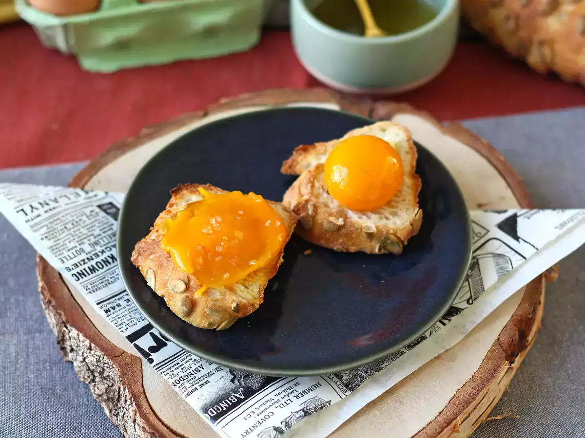 Recette Jaunes d'œufs confits au air fryer à tartiner