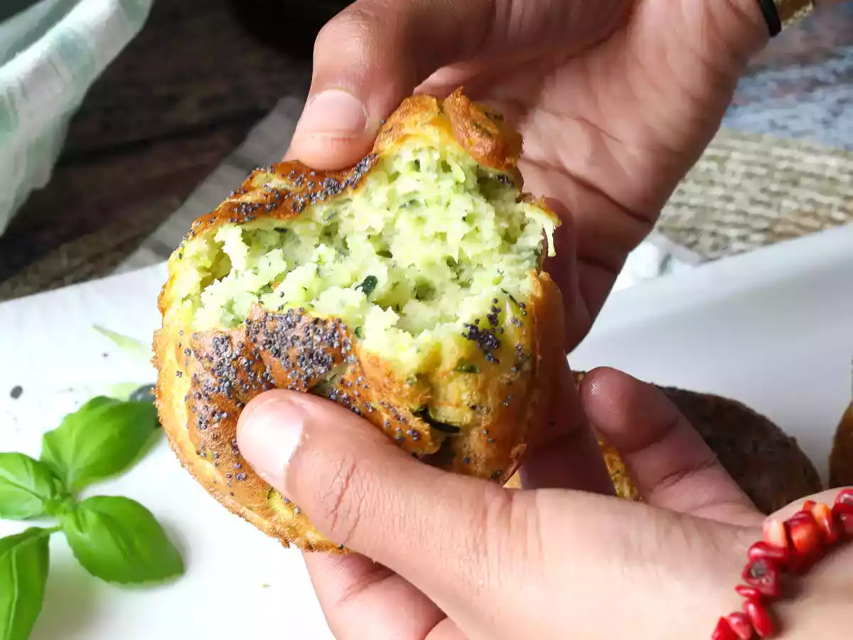 Recette Muffins aux courgettes au airfryer: la recette légère et moelleuse