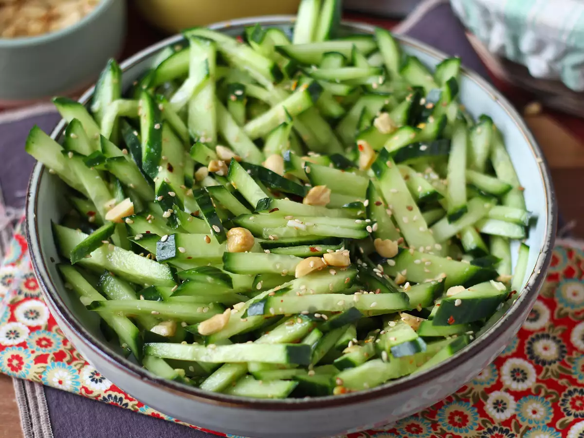 Recette Salade de concombre épicée à la cacahuète