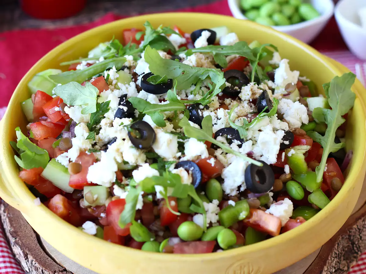 Recette Salade de lentilles, feta et edamame aux légumes croquants