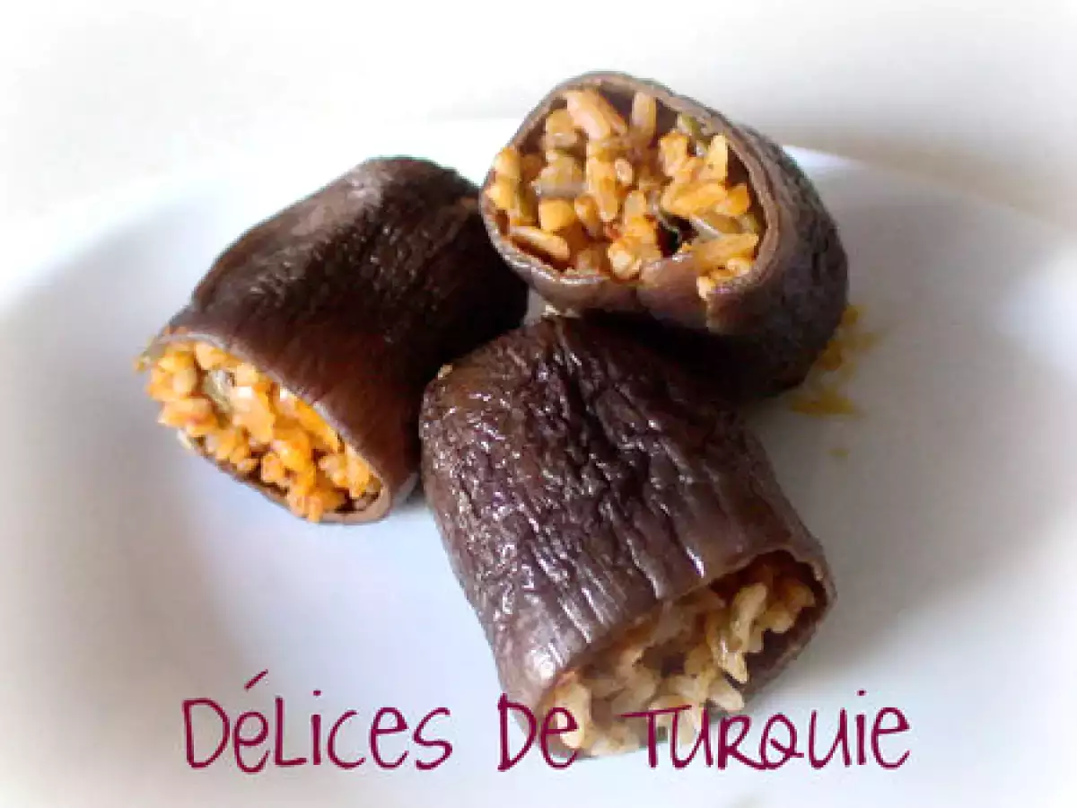 Recette Aubergines séchées farcies au riz et boulgour