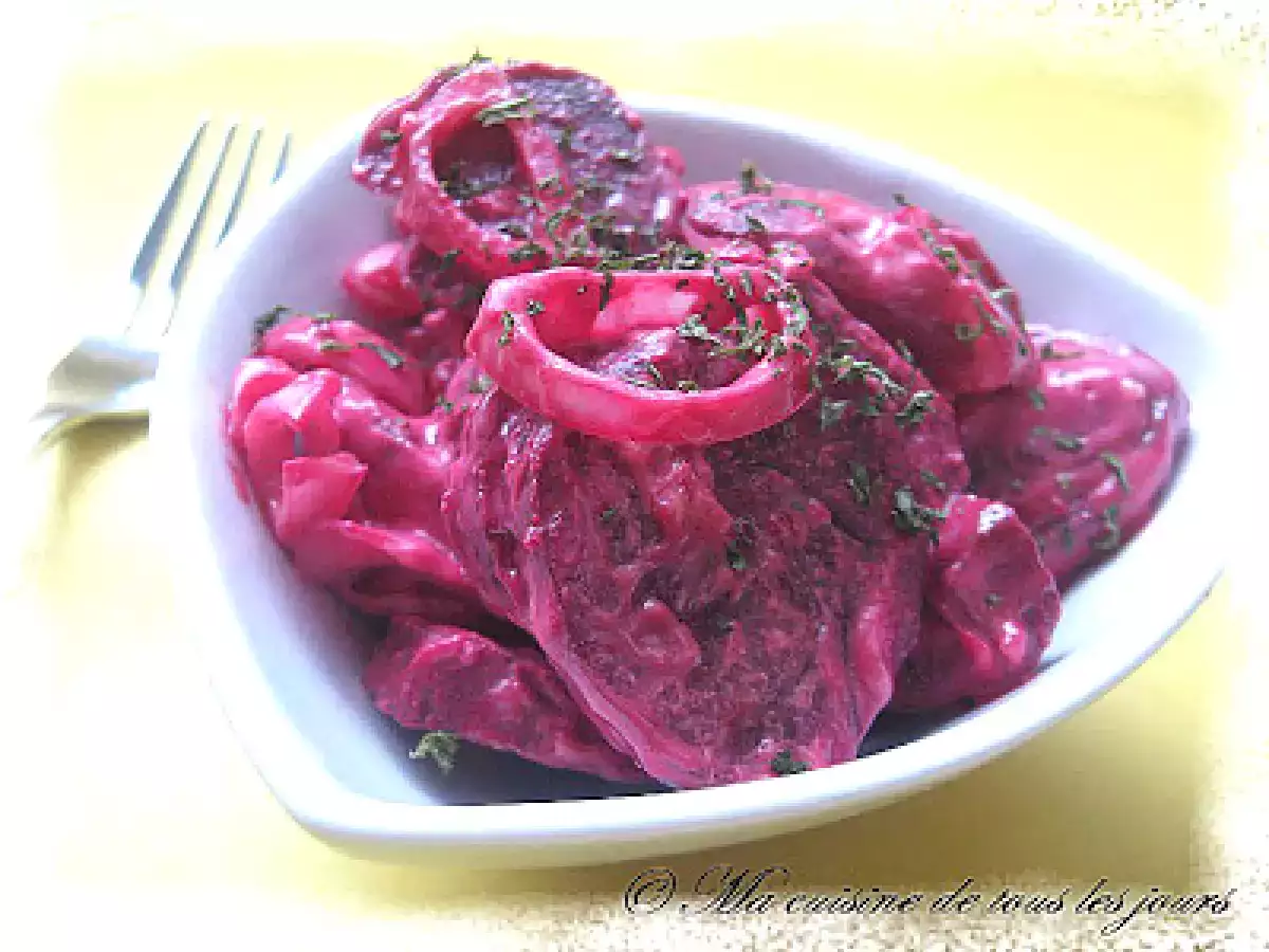 Recette Salade tiède de betteraves à la douce dijonnaise