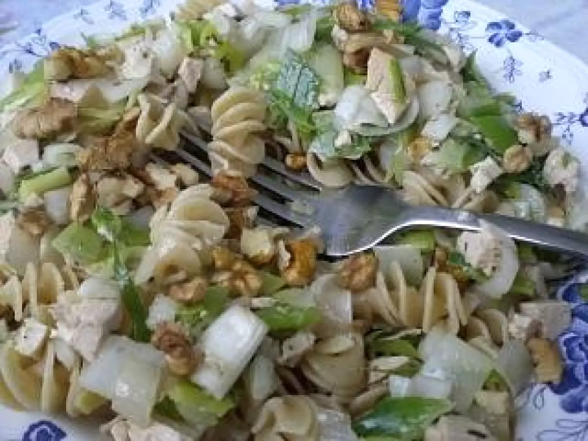 Recette Pâtes bio, poireaux, endives, noix