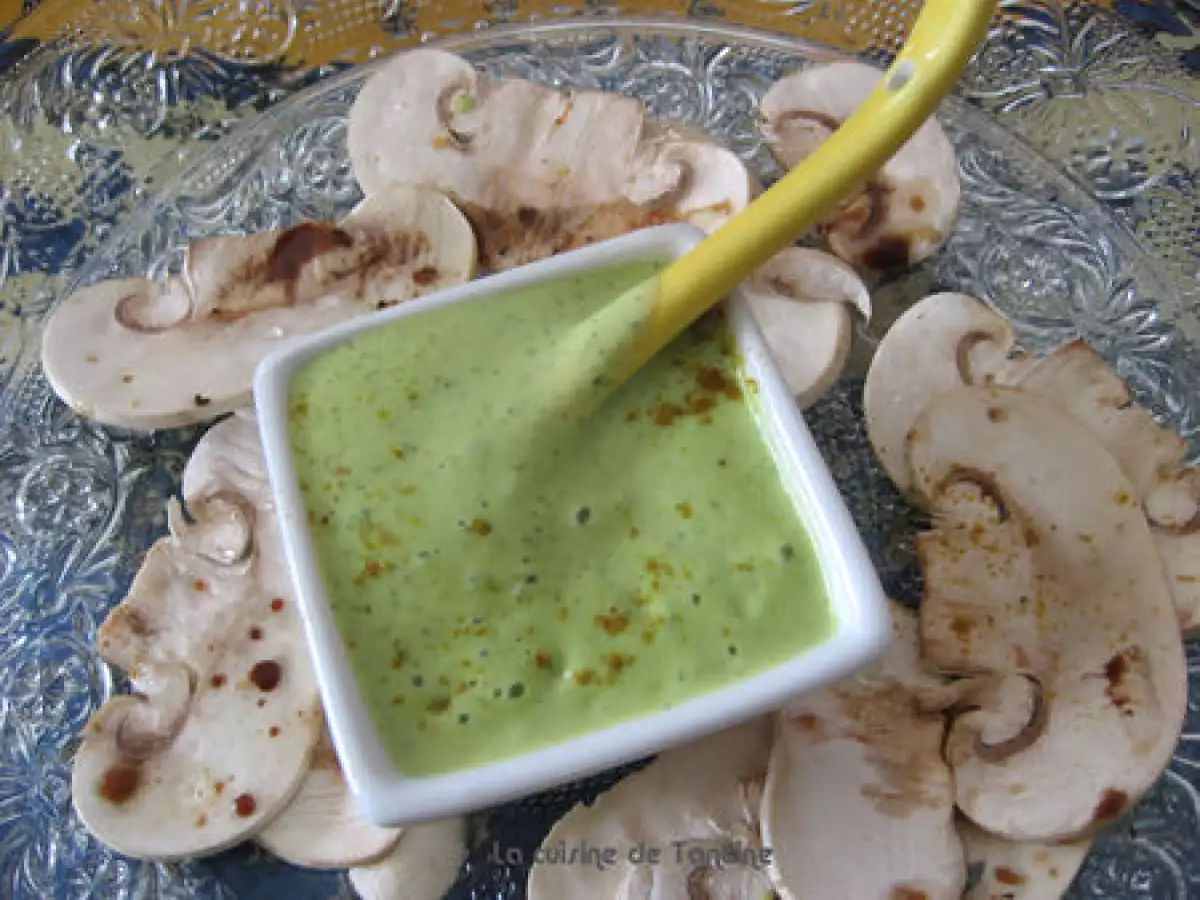 Recette Champignons crus à la crème de courgettes