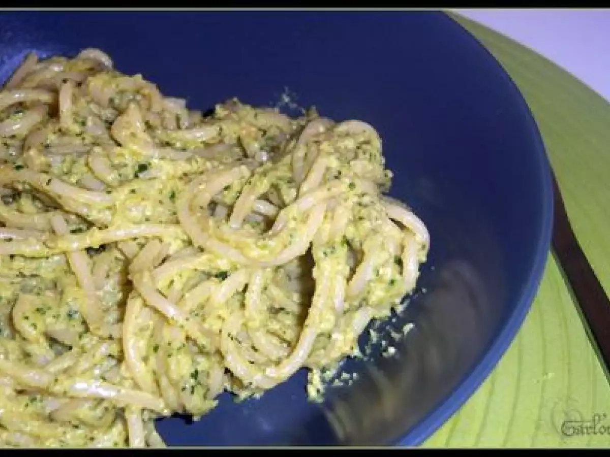 Recette Spaghetti au pesto d'avocat et de noix de cajou