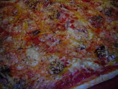 Recette Pizza poivron / chorizo...