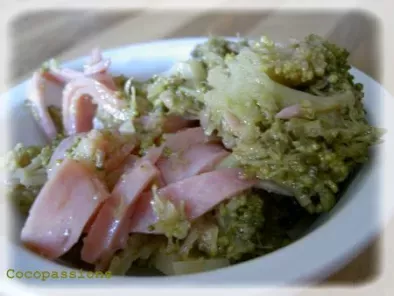 Recette Salade de brocolis au jambon et aux dés de gruyère
