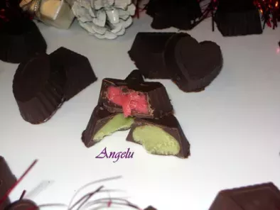Recette Chocolats de noël : ganache fraise et pâte d'amande