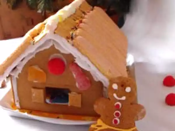 Recette Petits bonhommes en pain d'épices à accrocher au sapin de noël