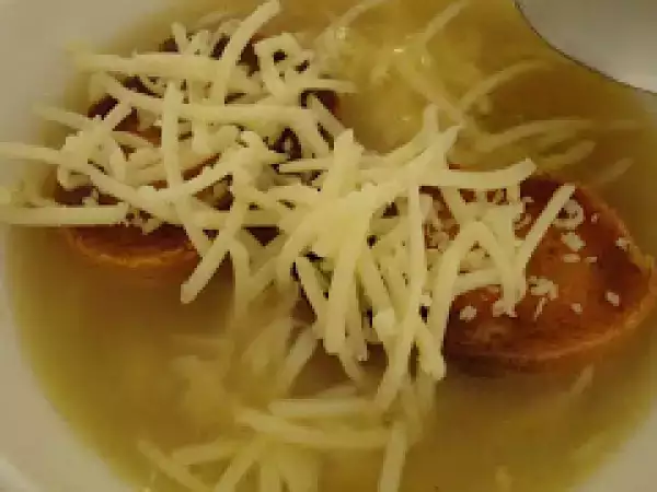 Recette Soupe à l'oignon, bière et sirop d'érable