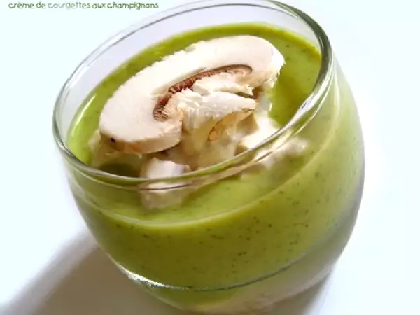 Recette Verrines très légères et très fraîches, courgettes et chèvre et meringues