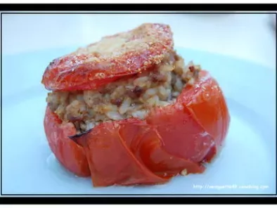Tomates farcies au risotto de boeuf