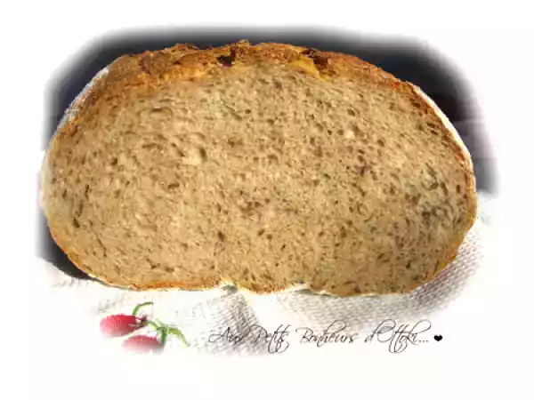 Recette Pain semi-complet au levain aux graines