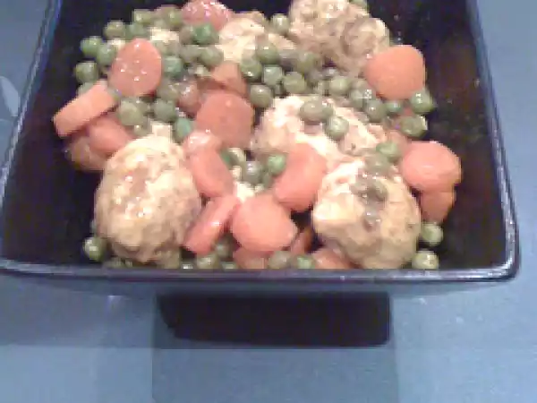 Recette Tajines de boulettes de poulet, carottes et petits pois