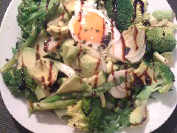 Recette Au menu ce soir: salade toute verte et son oeuf poché