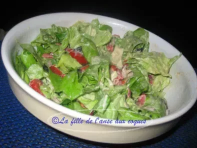 Recette Salade de laitue boston, tomates et poivrons rôtis