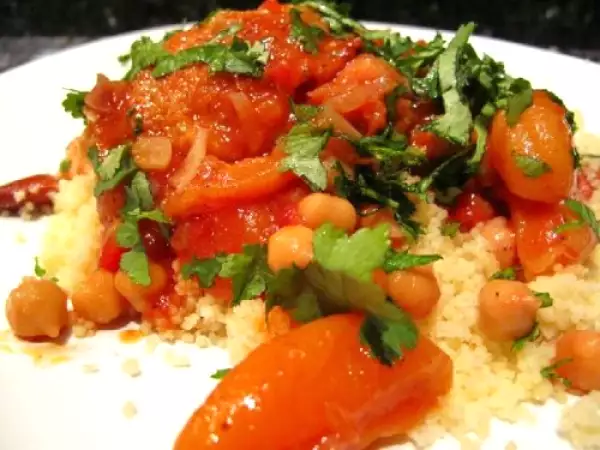 Recette Tajine de poulet aux abricots moelleux et citron confit