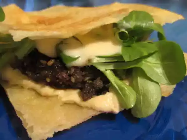 Recette Agneau grillé au zaatar, pain libanais à la sauce shoarma