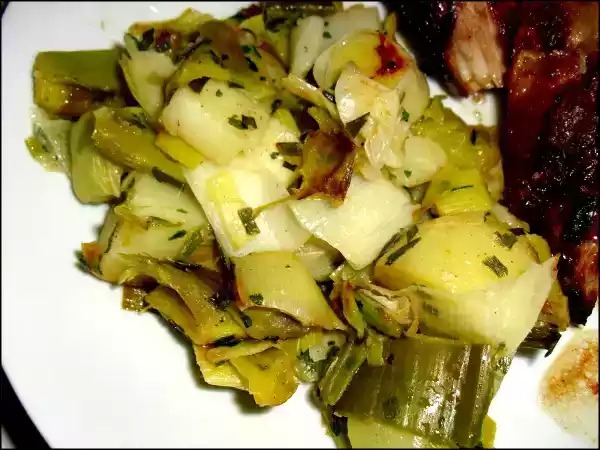 Recette Poêlée poireaux et pommes de terre
