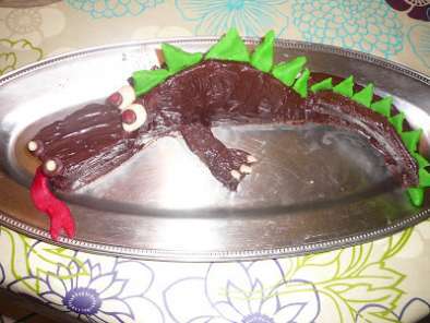 Recette Un gâteau-dragon au chocolat!