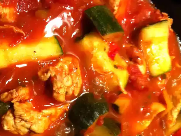 Recette Poulet basquaise aux courgettes !