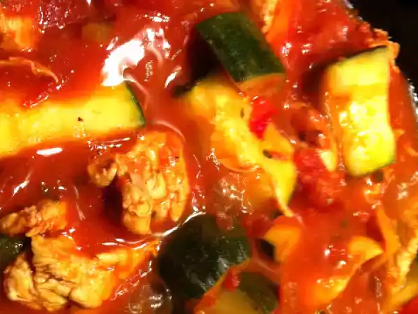 Recette Poulet basquaise aux courgettes 0% mg