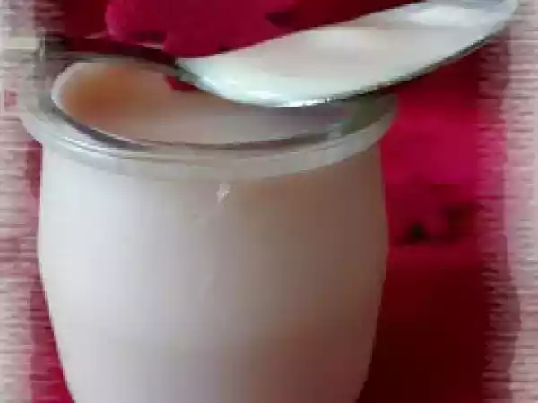 Recette Yaourt au confit de pétales de rose