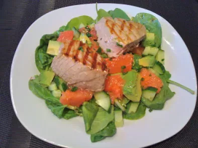 Recette Au menu ce soir: salade de thon grillé et agrumes
