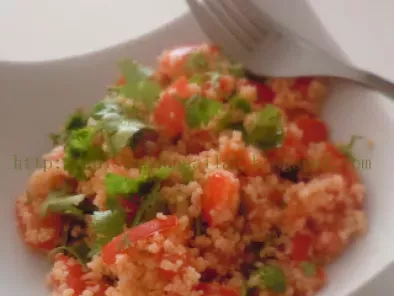 Recette Salade de couscous à la tomate et à la coriandre fraîche