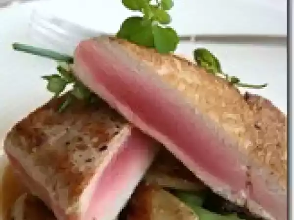 Recette Thon mi-cuit aux topinambours et jus à la bière