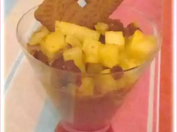 Recette Verrine de mousse au chocolat, ananas poêlé aux spéculoos