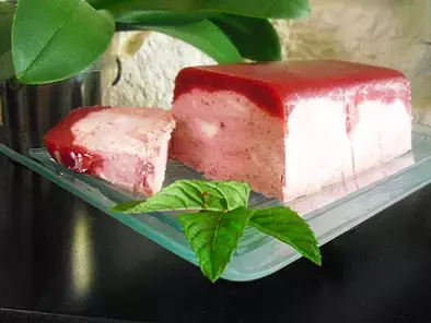 Recette Mousse glacée aux fraises