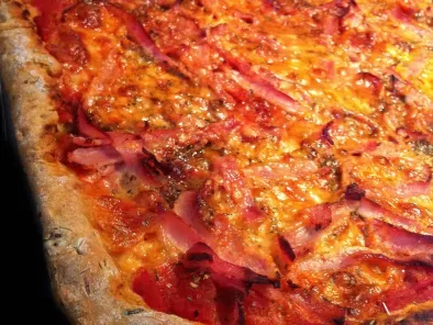 Recette Pizza mafia - tomate jambon mozza !