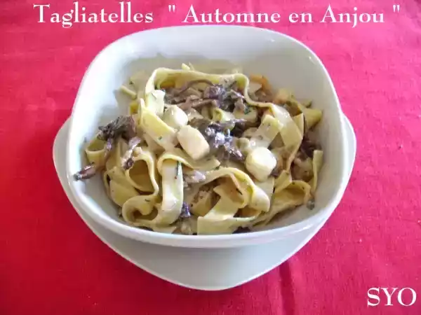 Recette Tagliatelles aux girolles, noix, roquefort et saint-jacques de mamigoz