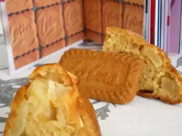 Recette Gâteau pommes, miel et spéculoos.