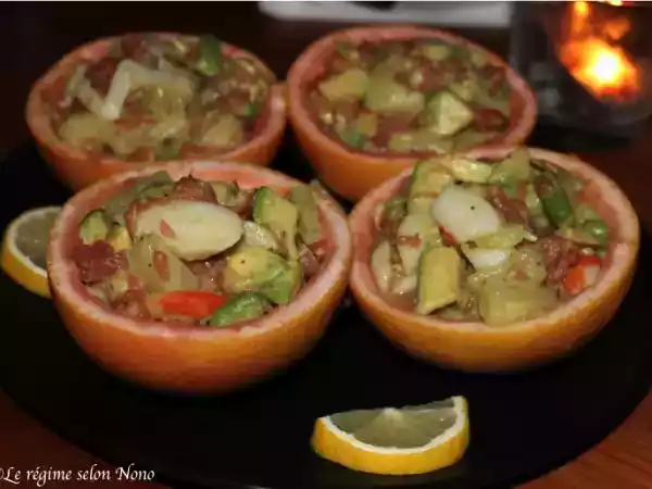 Recette Salade de pamplemousse à l’ avocat et au surimi