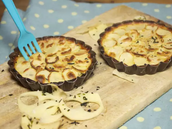Recette Tartelette pommes de terre primeur de noirmoutier, mousse de thon et wakamé