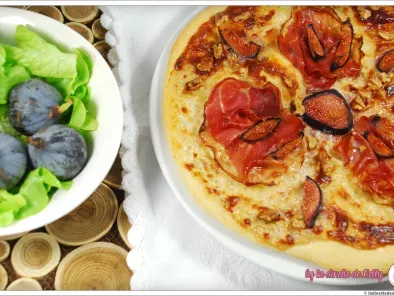 Recette Pizza figue/gorgonzola/parme/noix et fromage blanc 0%